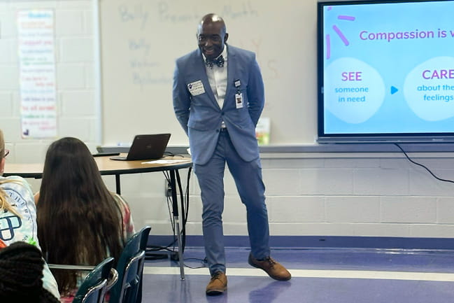 students at Edisto Primary School learn from virtual course